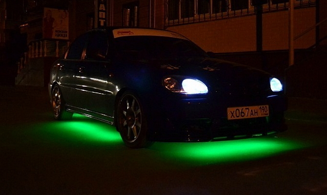 Горизонтальные светодиоды для подсветки авто
